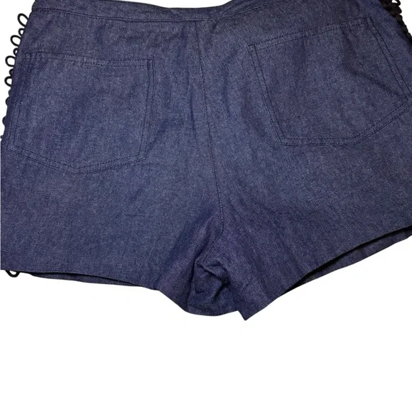 Anna Sui Beaded Summer Fashion Shorts - Picture 6 of 11